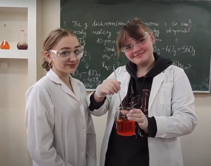 kadr z jednego filmiku promocyjnego